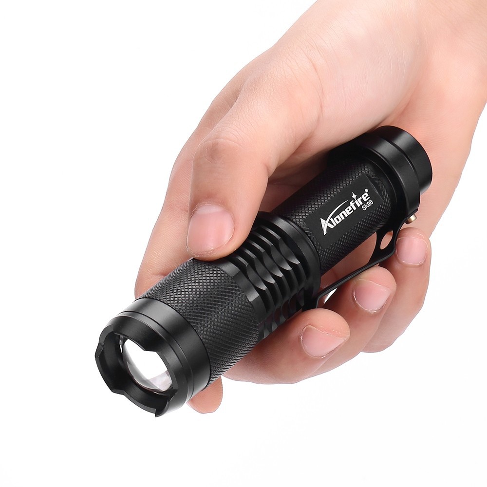 Đèn pin ALONEFIRE SK98 XM-L2 chống thấm nước đa năng tiện lợi