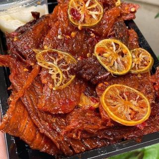Bò khô sốt chanh bơ hộp 200g
