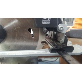 Cưa đĩa pin AEG của Đức