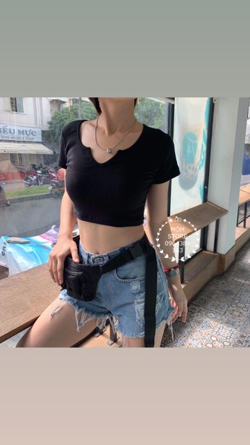 Áo Croptop xẻ V nhỏ bao chất