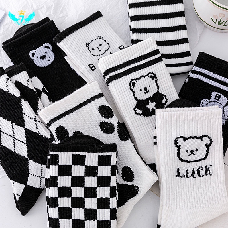 Vớ cotton Họa Tiết Kẻ Sọc/Gấu Trắng/Đen Dễ Thương