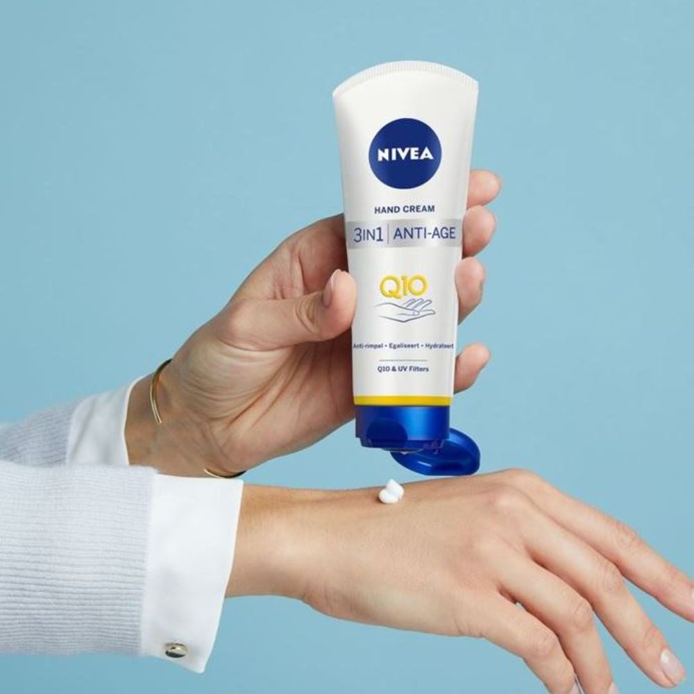 Kem dưỡng da tay Q10 Nivea Đức 75ml mềm mịn, chống lão hoá - Shop Lavenic