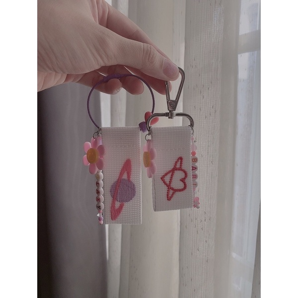 Móc khoá thêu tên mini - Mimi embroidered nametag