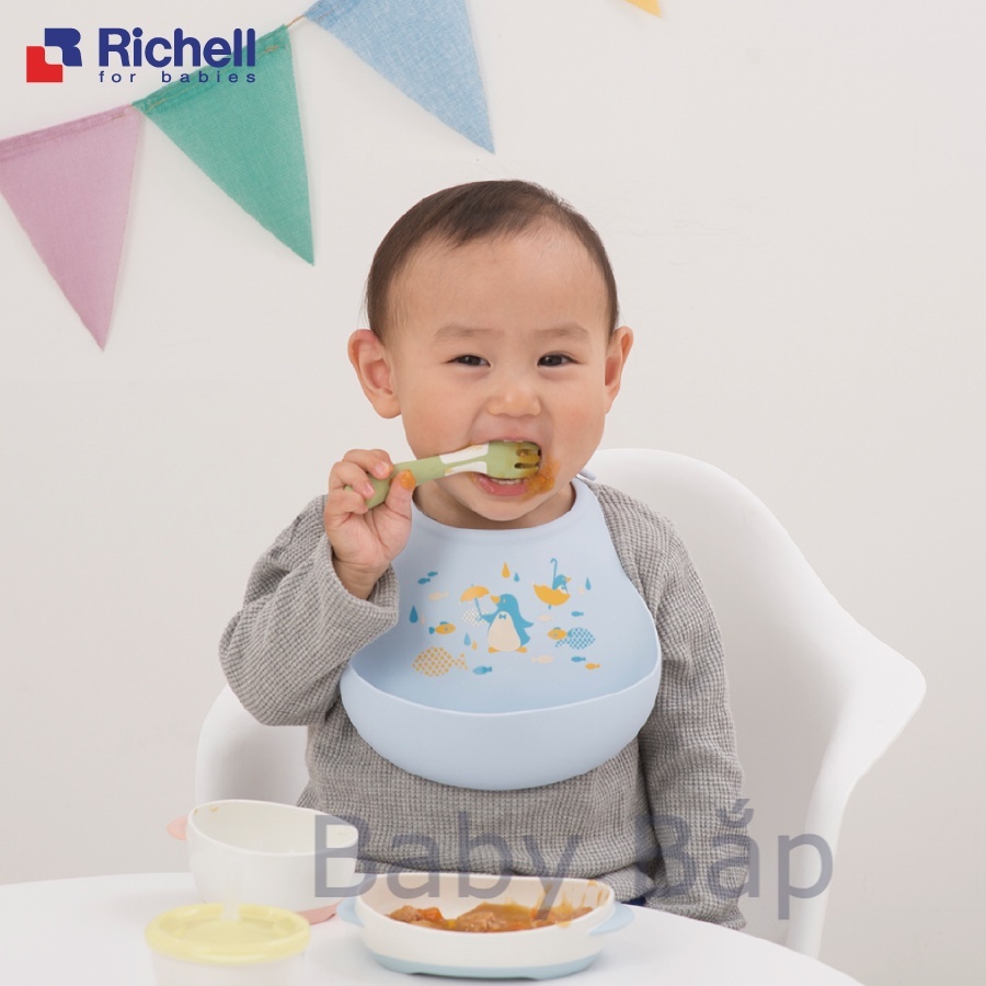 Yếm ăn dặm Silicone Richell