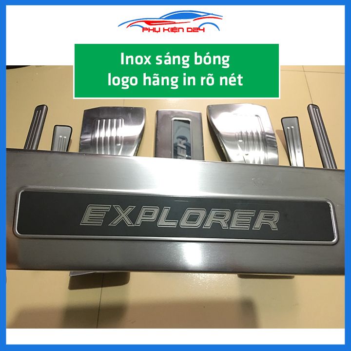 Bộ ốp bậc cửa trong ngoài nẹp bước chân Explorer 2016-2017-2018-2019-2020-2021-2022 Inox chống trầy xe