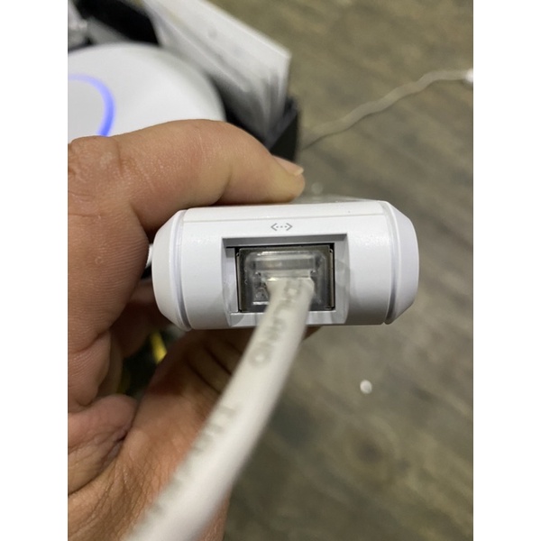 Thiết bị controler unifi cloudkey