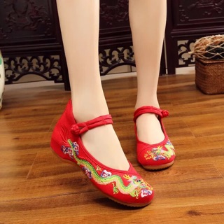 Giày vải thêu( hàng oder ko có sẵn)