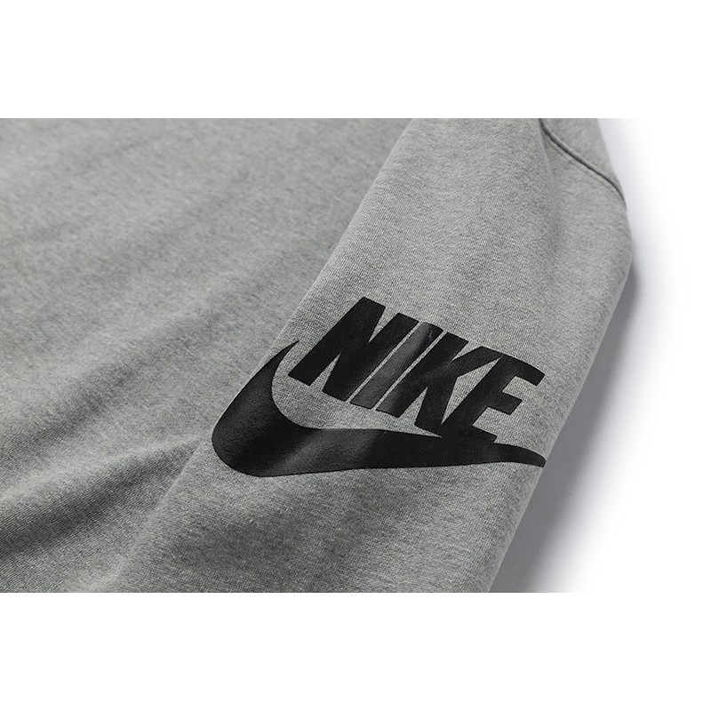 Áo Sweater cổ tròn chất liệu cotton thời trang năng động | BigBuy360 - bigbuy360.vn