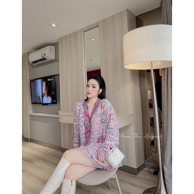 Áo cadigan len loang màu cầu vòng