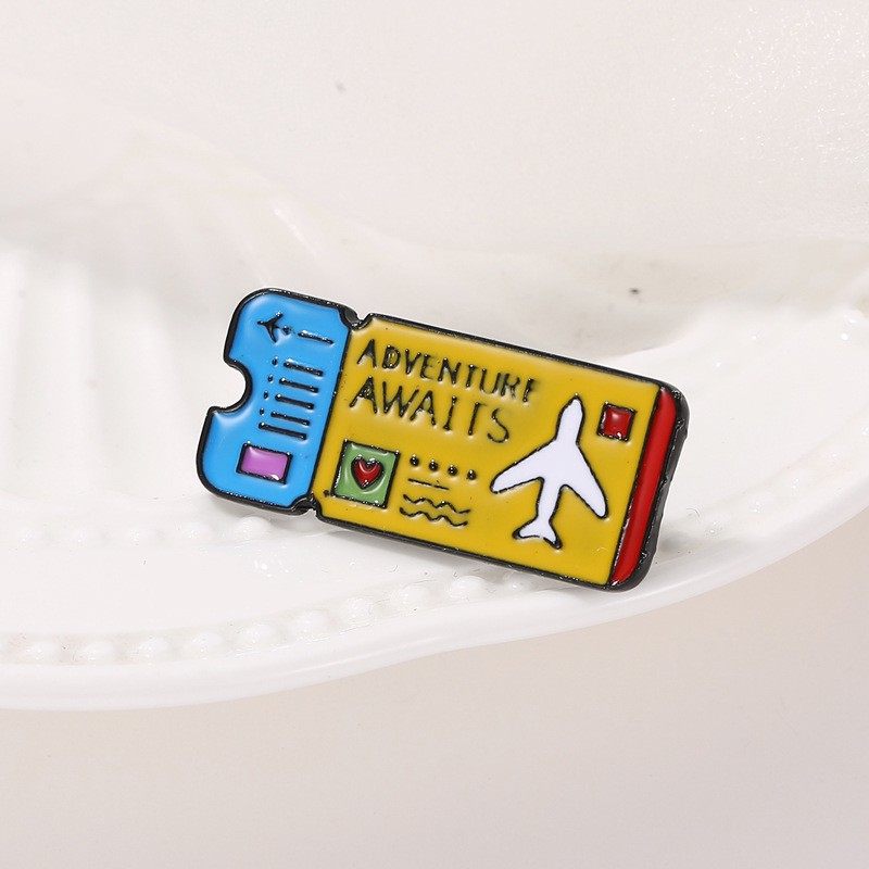 Ghim Cài Áo Hình Vé Máy Bay Thiết Kế Độc Đáo