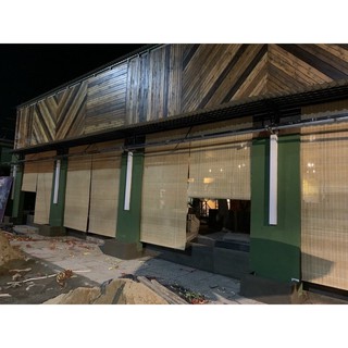 Mành rèm tre trúc che nắng trang trí quán cafe có dây kéo ròng rọc khách đặt kích thước nào báo trước