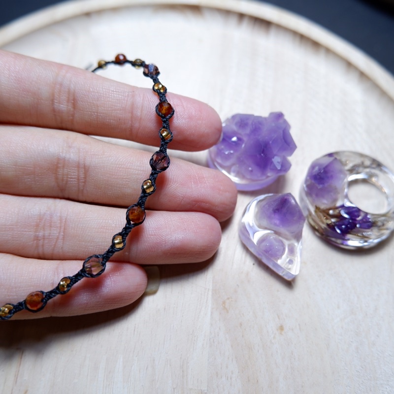 BLACK&LITTLE STONE : vòng tay handmade,thắt dây,thủ công phối pha lê, cườm