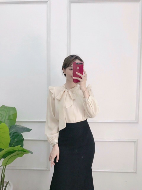 Áo sơ mi voan tiểu thư bèo vai