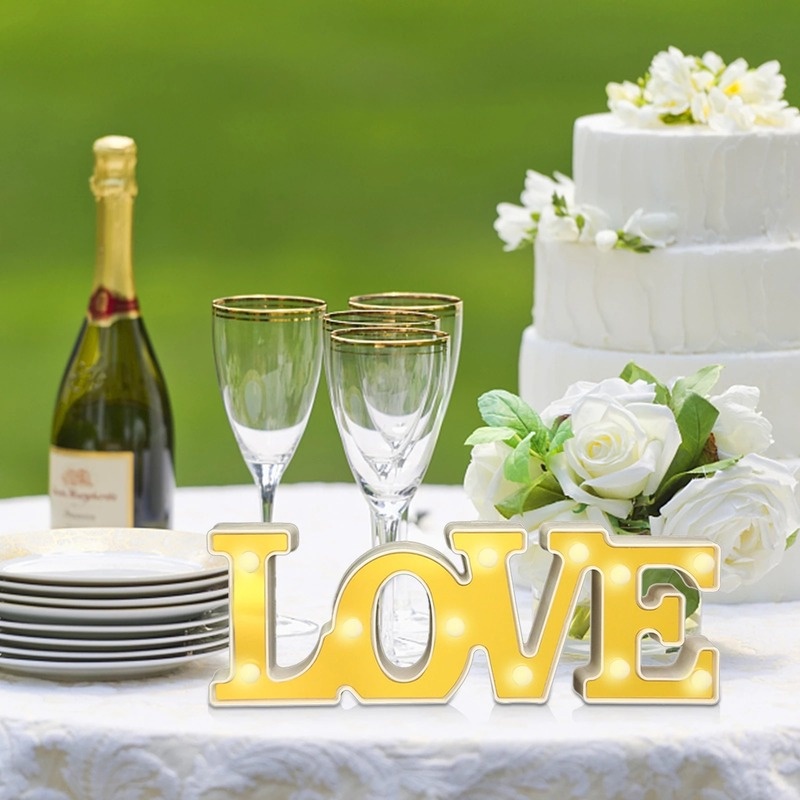 Đèn LED chữ LOVE nối liền 4 màu dùng cho trang trí phòng trẻ em / tiệc cưới / ngày Valentine