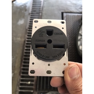ổ cắm 30A cho bếp từ Nhật