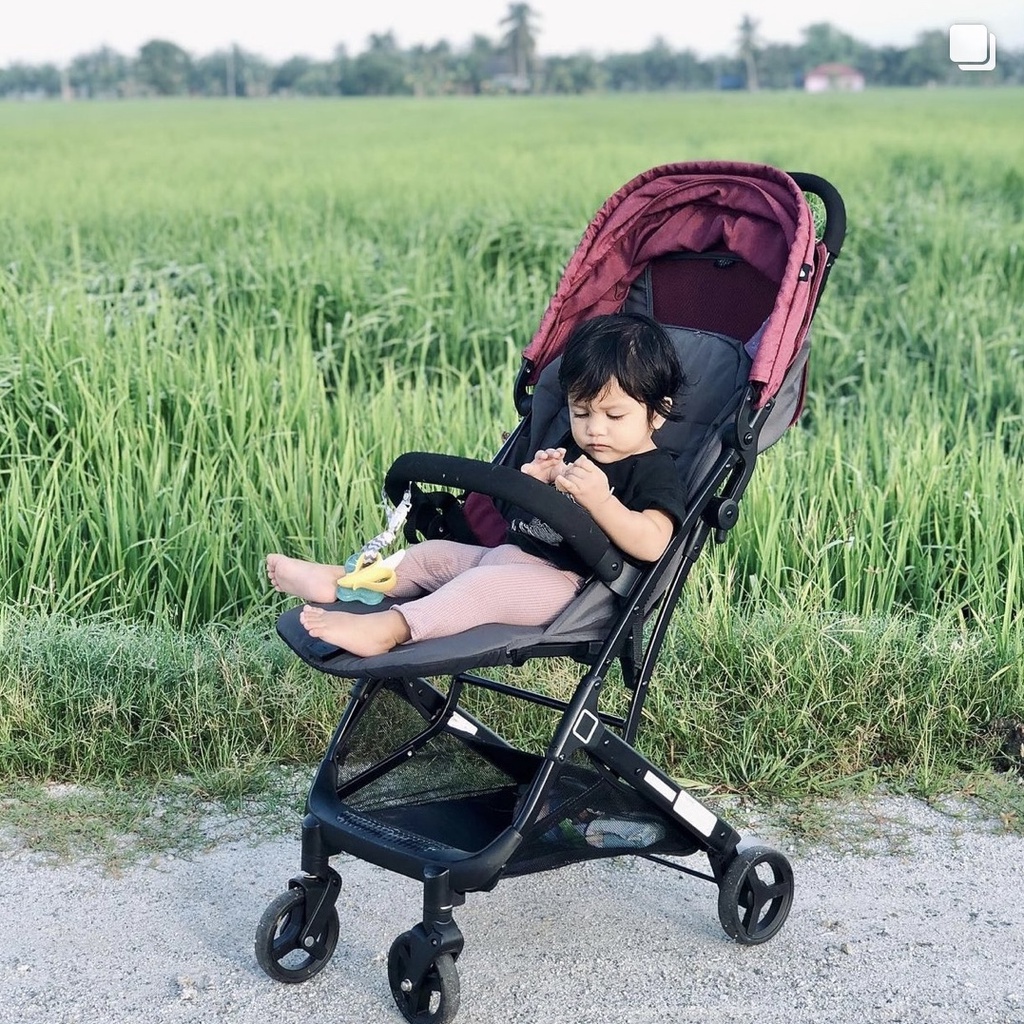 Xe Đẩy Evenflo Waav Compact Maroon