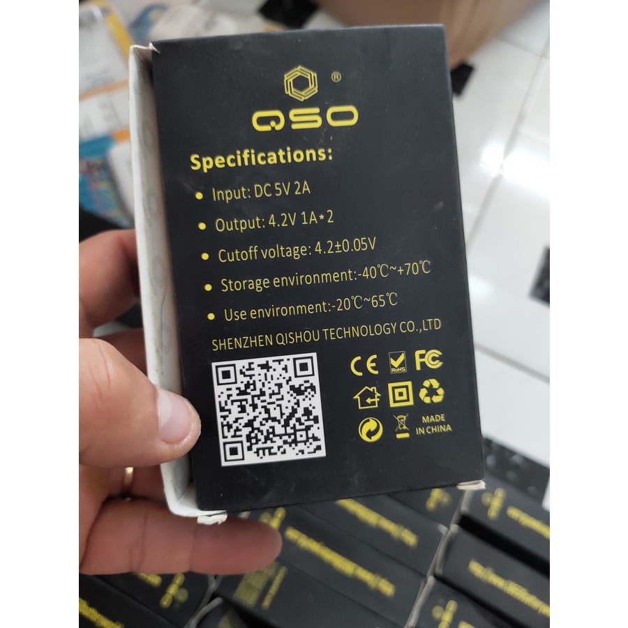 Bộ sạc tự ngắt cho các loại pin lithium 3.7v và pin Li-ion 21700-20700-26650-18650-18500-18350-17670-16340-14500