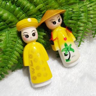 [Mã SKAMLTSM9 giảm 10% đơn 99K] Cặp búp bê dâu rể VN có nam châm hít dán tủ lạnh 20k /cp