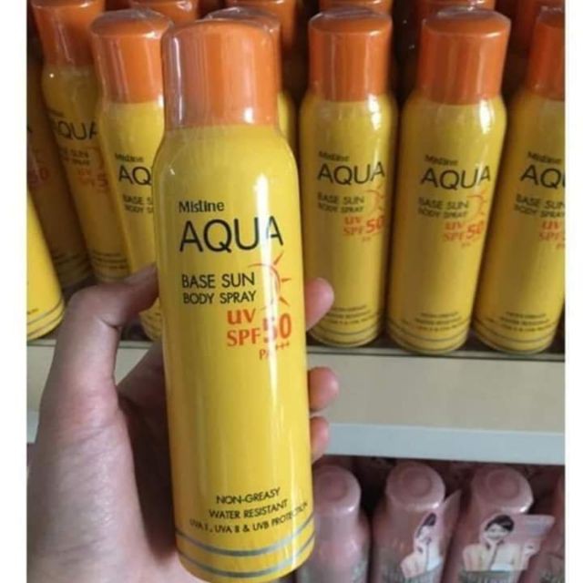 Xịt chống nắng aqua thailand