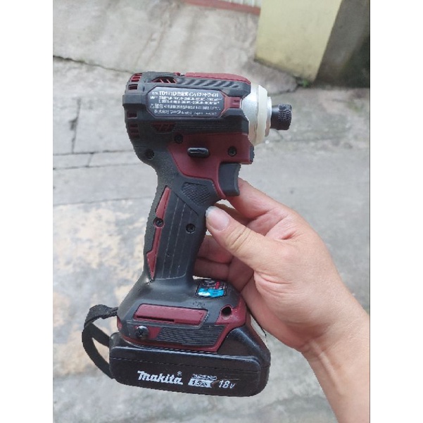 máy bắt vít td171d