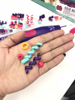 Đồ chơi dụng cụ làm tóc cho bé Bratz