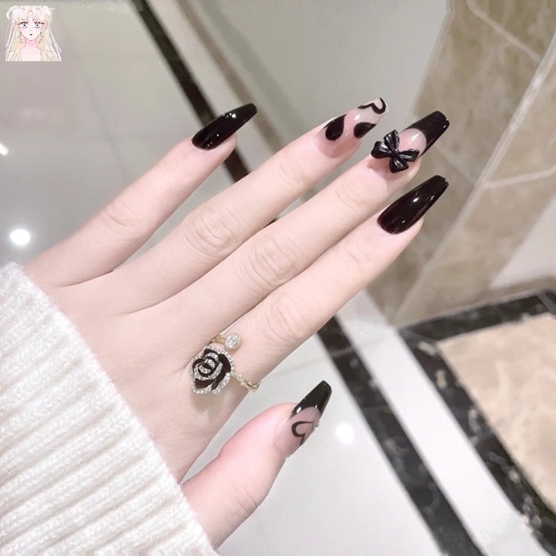 Hộp 24 móng tay giả đính cham nhiều mẫu có sẵn keo