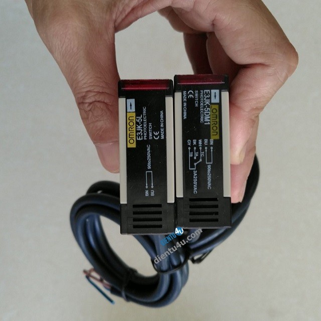 Cảm Biến Quang Omron E3JK-5DM1 E3JK-5L 12-24VDC 220VAC