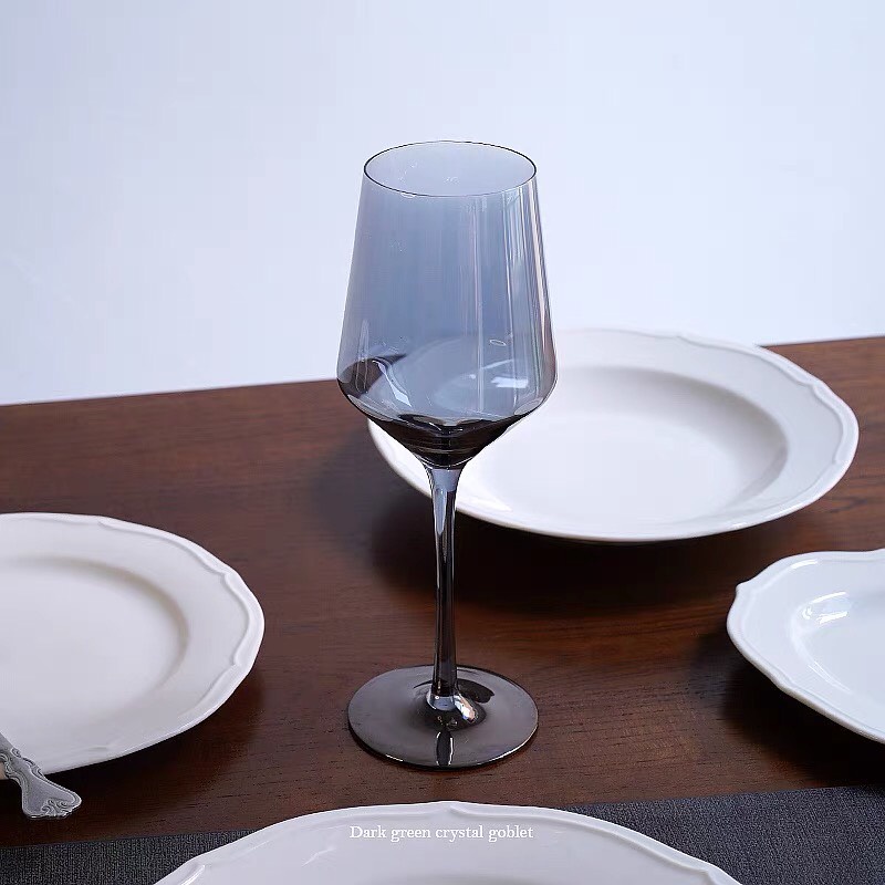 Ly rượu vang xám và bình thở rượu xám Decanter,ly thủy tinh cao cấp, màu xám ghi tinh tế và sang trọng,bình thiên nga