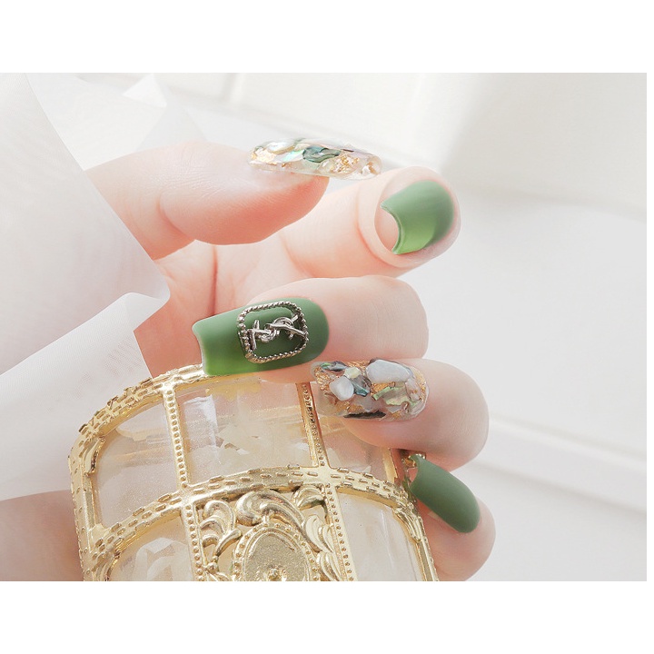 charm thương hiệu trang trí nail