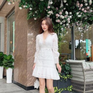ĐẦM TRẮNG PHỐI REN ĐUÔI CÁ
