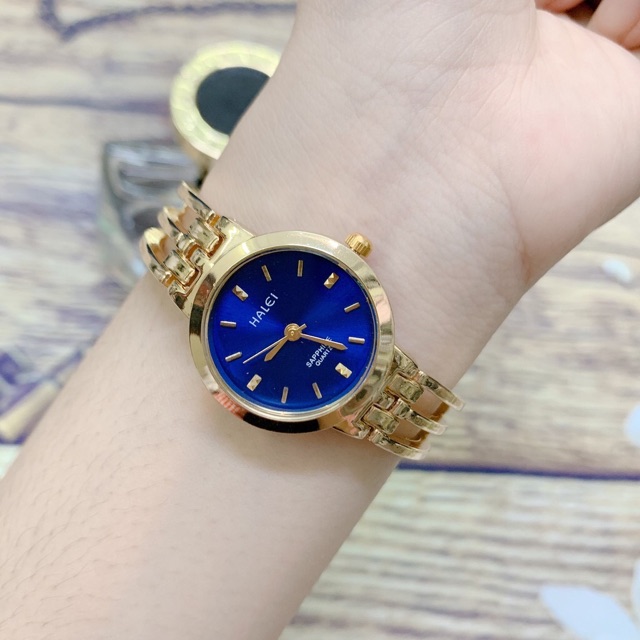 Đồng hồ nữ Halei lắc tay 189 chống nước | BigBuy360 - bigbuy360.vn