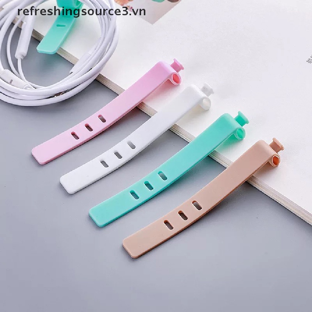 Bộ 4 Dụng Cụ Quấn Dây Cáp Bằng Silicon Tiện Dụng Giá Đỡ