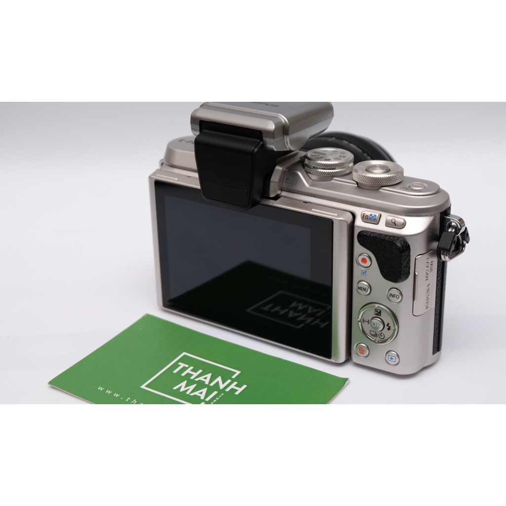 Máy ảnh Olympus PEN E- PL8 kit 14-42mm F/3.5-5.6 II R