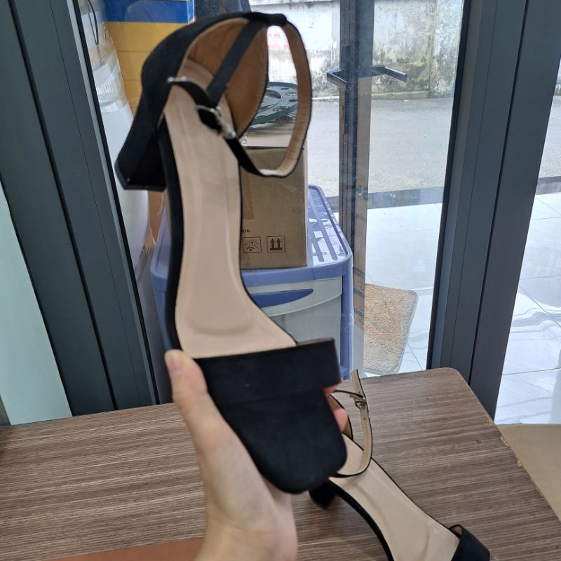 Giày cao gót big size quai ngang 40 41 42 43 cao 7 phân,giày nữ size lớn,giày sandal cao gót bigsize nữ