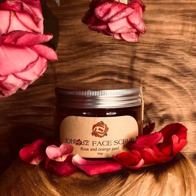 KAROSE FACE SCRUB - RỬA MẶT TẨY DA CHẾT HOA HỒNG HỮU CƠ (Karose scrub rose and orange pell) | BigBuy360 - bigbuy360.vn