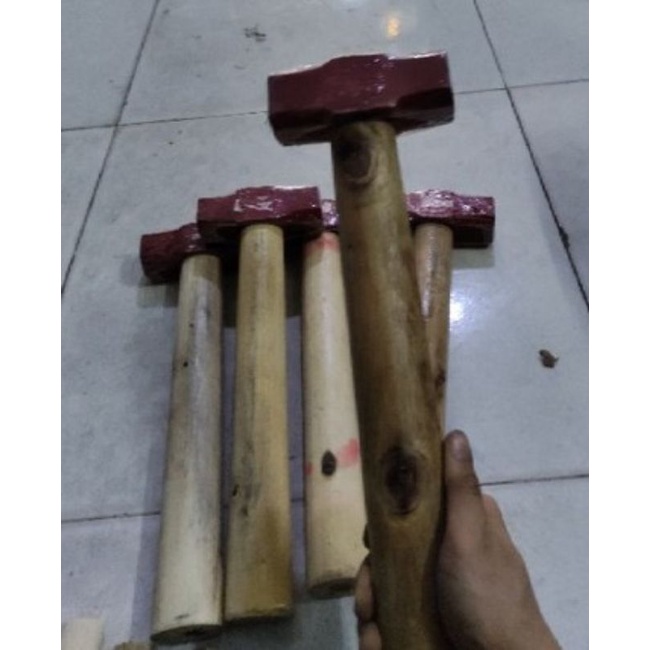 Búa tạ 2kg cán gỗ chắc tay