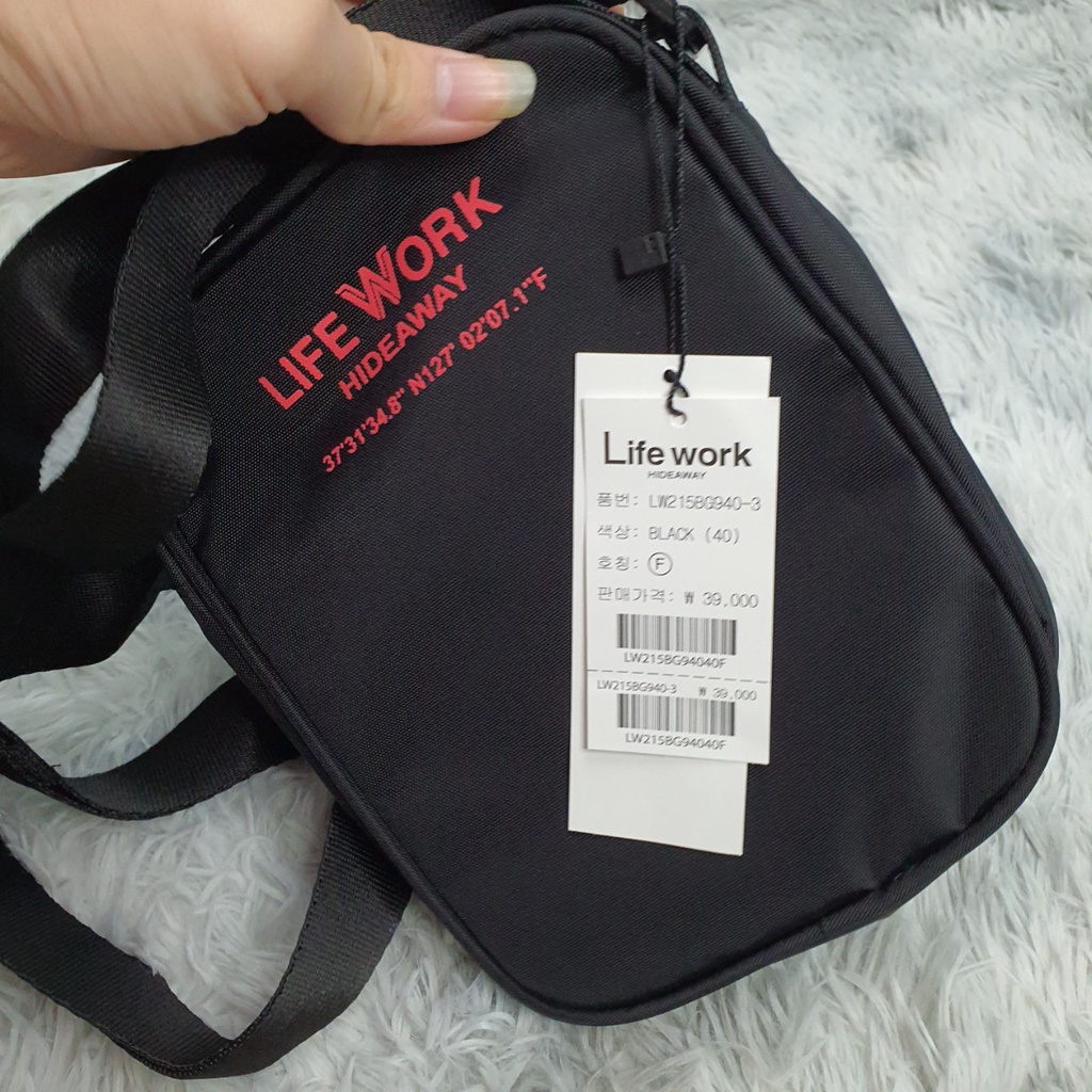 Túi Đeo Chéo LIFEWORK LK2 Logo Mini Bag Full Tag Code