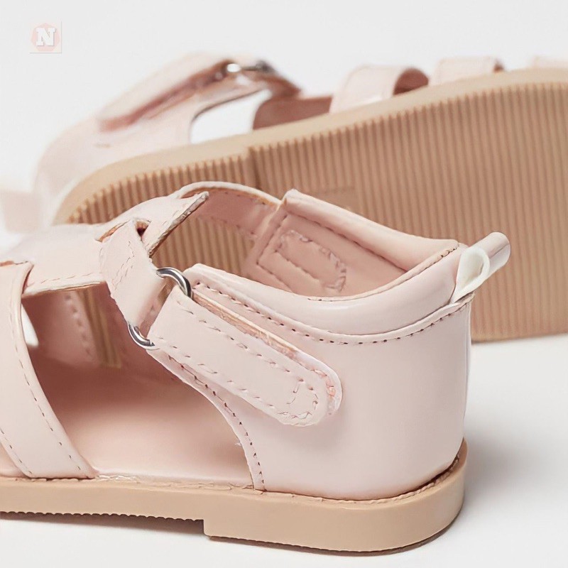 Sandal rọ hồng HM bé gái dư xịn cực xinh