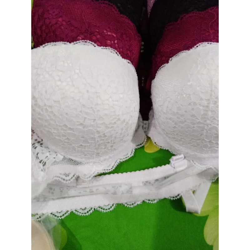 ÁO NGỰC MÚT DÀY CÀI TRƯỚC NHÉT MÚT