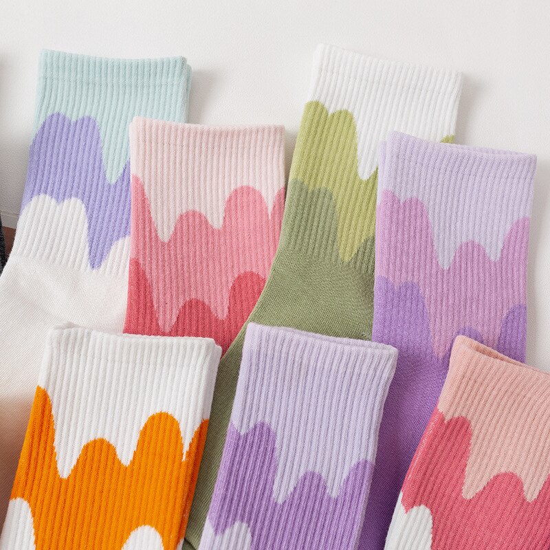 2 Đôi vớ CUTEBYTE vải cotton màu cầu vồng xinh xắn phong cách thu đông cho nữ