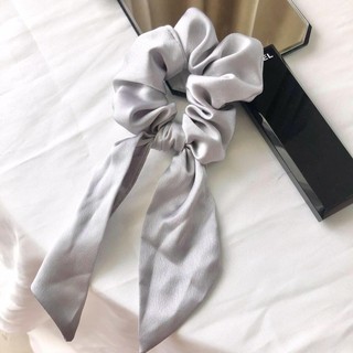 Cột tóc nơ Lolita sang chảnh
