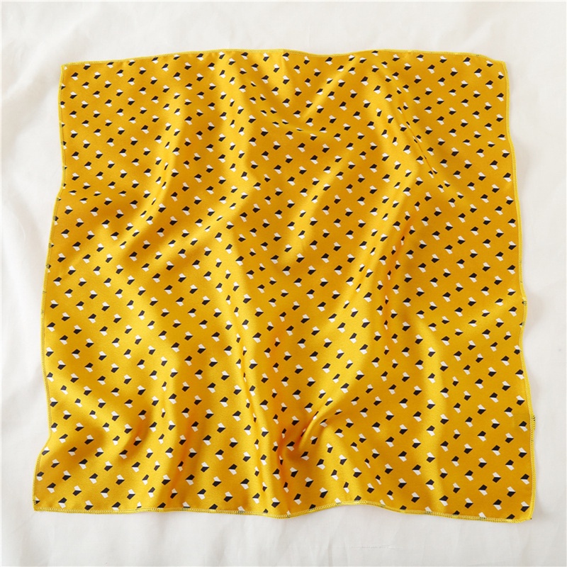 Khăn Lụa Satin Vuông 50x50cm Họa Tiết Chấm Bi