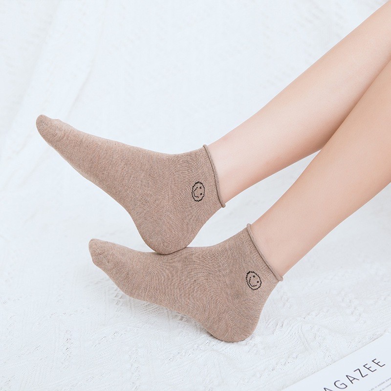 Vớ Tất Cổ Xoăn Mặt Cười 13 màu dành cho cả nam và nữ MRSOCKS - VN024