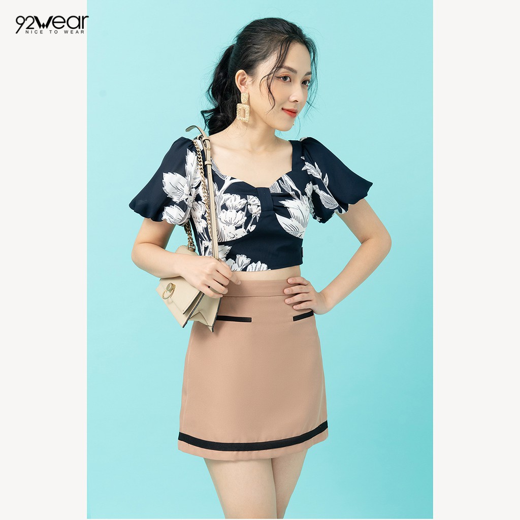 Chân váy ngắn A công sở 92WEAR 2 màu, phối viền JAW0739 | BigBuy360 - bigbuy360.vn