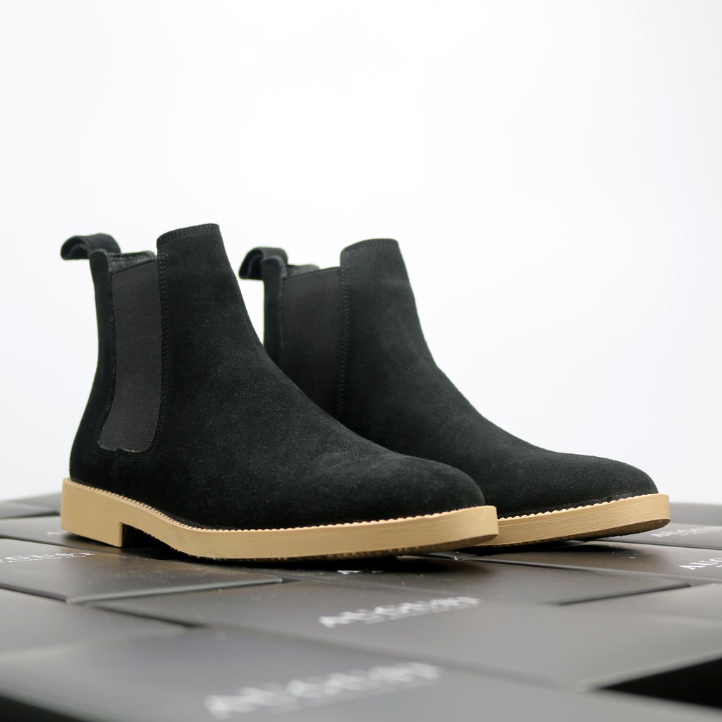 Chelsea Boots nam màu đen chất liệu da lộn đế crepe | BigBuy360 - bigbuy360.vn