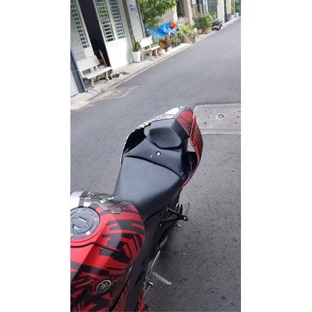 Ốp đuôi full độ cho Yamaha R3 đời 2016-2022. Chuẩn R3 không độ chế, ko cắt khung sườn. Lắp đặt dễ dàng, kèm đèn hậu.