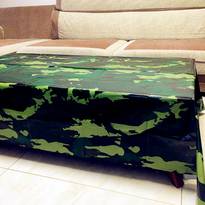 Khăn Trải Bàn Họa Tiết Rằn Ri Dùng 1 Lần Kích Thước 130*220cm