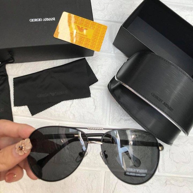 KÍNH GIORGIO ARMANI dòng cao cấp