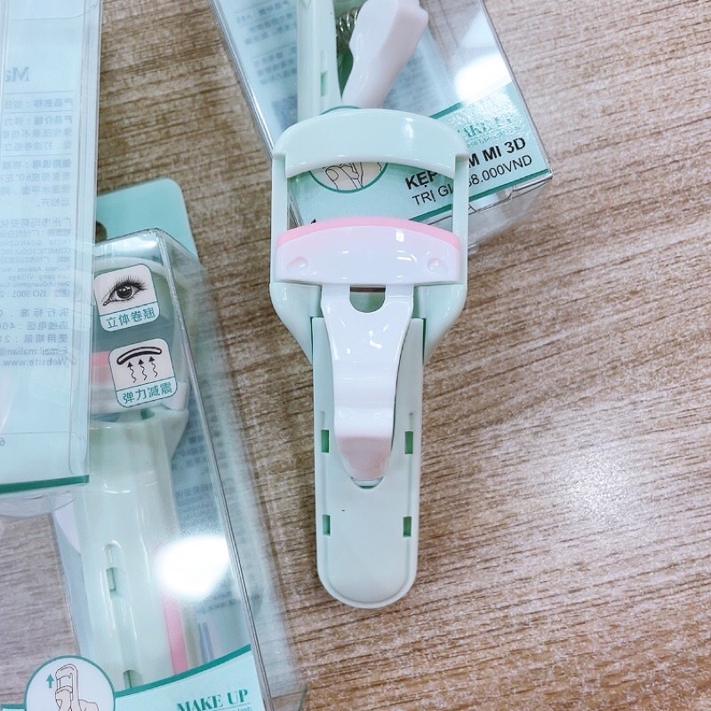 Kẹp mi Maybelline siêu cong