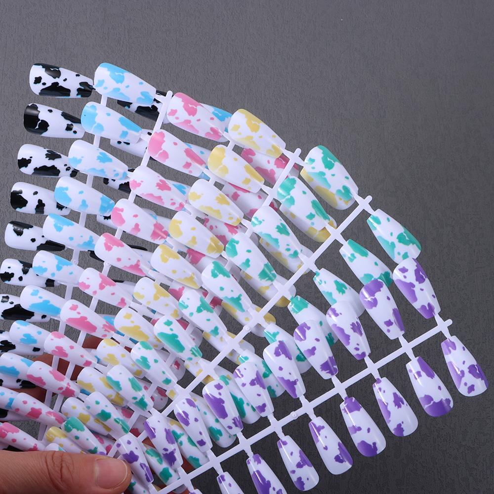 Bộ 24 Móng Tay Giả Dạng Nhấn Họa Tiết Da Báo / Bò Sữa Độc Đáo
